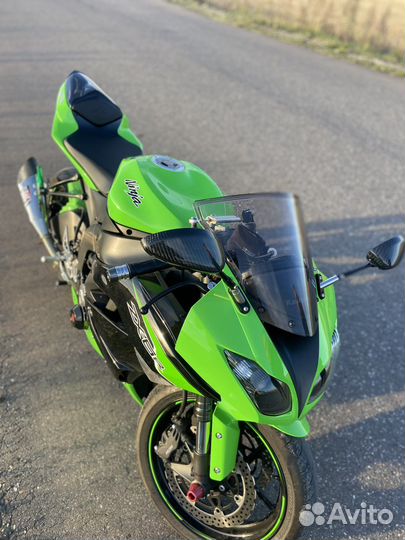 Kawasaki zx6r