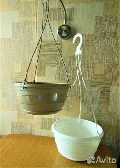 Цветочный горшок подвесной