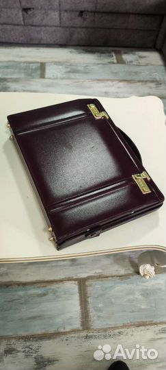 Мужской кожаный портфель новый