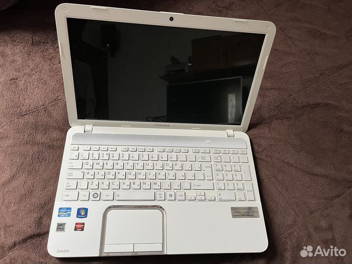Toshiba L850-B2W, i5, 8GB, SSD 275GB