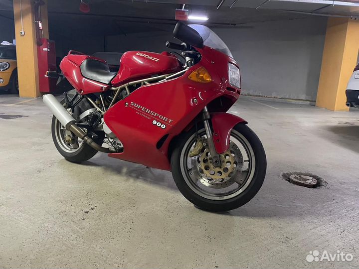 Ducati SuperSport 900