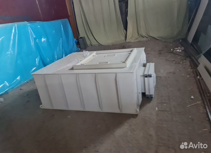 Изотермическая ёмкость для перевозки рыбы 1000л