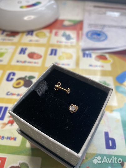 Золотые серьги детские гвоздики