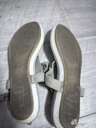 Босоножки женские