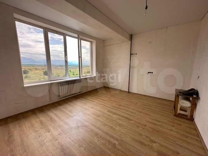 2-к. квартира, 89 м², 6/10 эт.