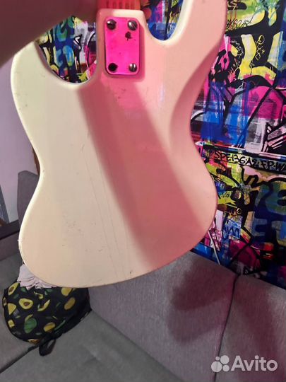 Электрогитара