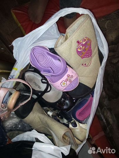 Отдам детские вещи