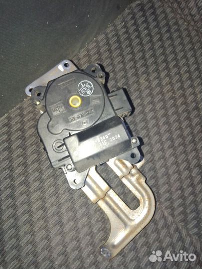 Сервопривод Honda Civic VII Coupe 1.7i ES