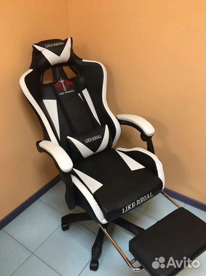 Компьютерное кресло Boss с функцией массажа