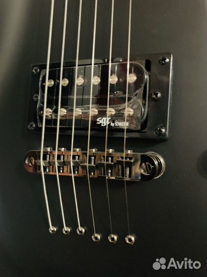 Электрогитара Schecter + Утепленный Чехол