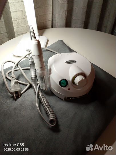 Аппарат для маникюра и педикюра