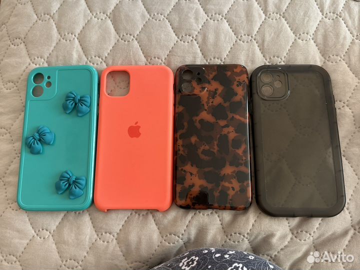 Чехлы на iPhone 11