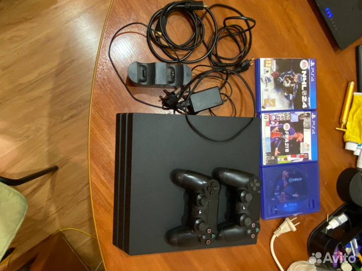 Sony playstation 4 pro 1tb