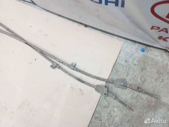 Трос ручника Хундай ix35