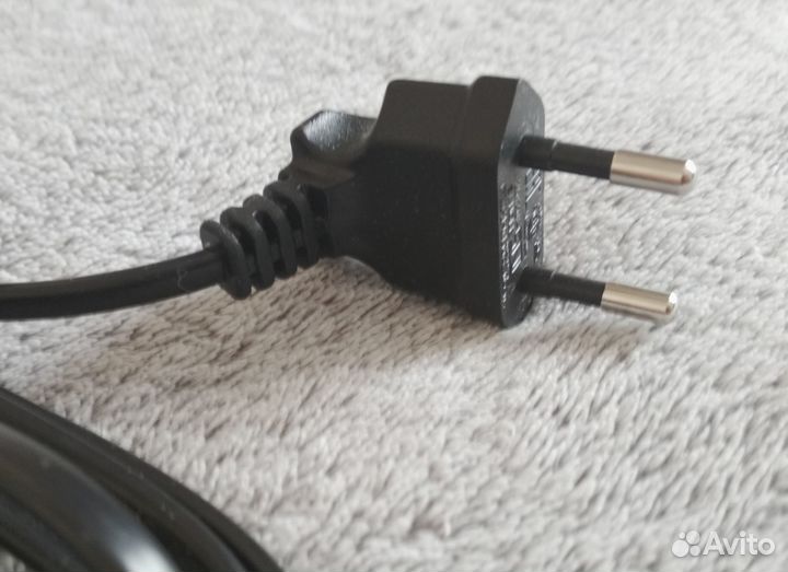 Кабель питания 
