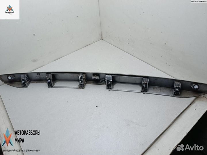 Накладка подсветки номера Peugeot 308 T7 2009