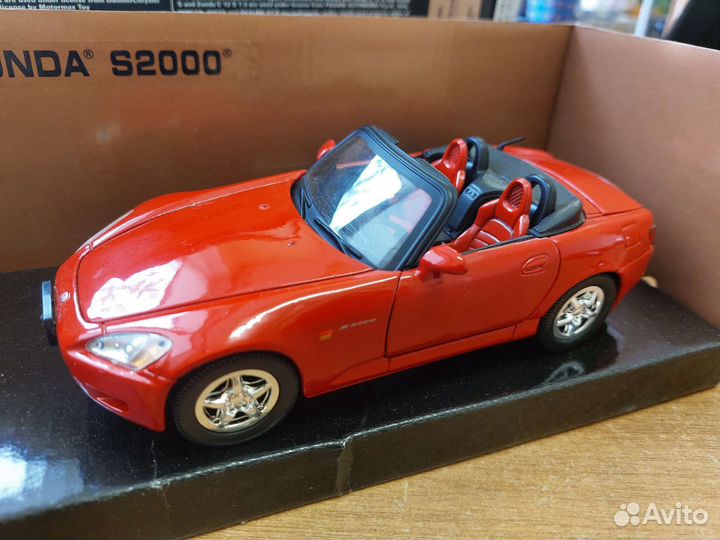 Модель автомобиля Honda S2000 1:24