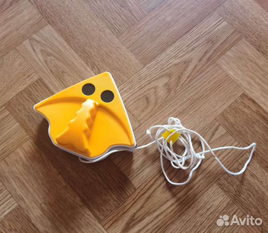 Магнитная щетка для мытья окон