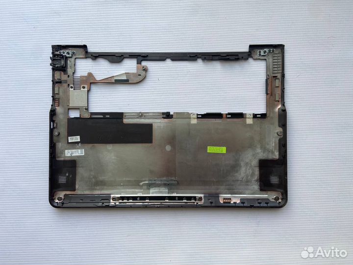 Поддон Samsung NP535U3C