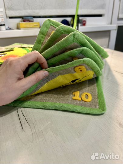 Книга детская тактильная из текстиля