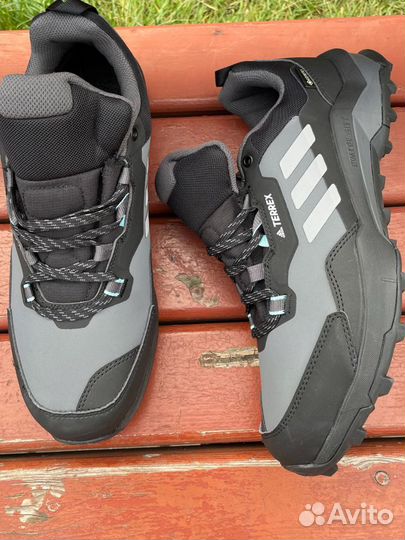 Кроссовки adidas terrex термо