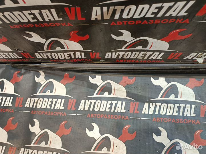 Молдинг крыши Peugeot 206