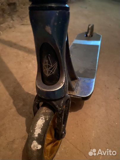 Трюковой самокат