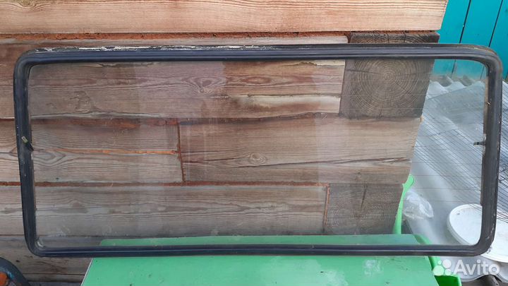 Стекло двери багажника ваз 2104