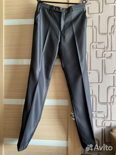 Мужской классический костюм