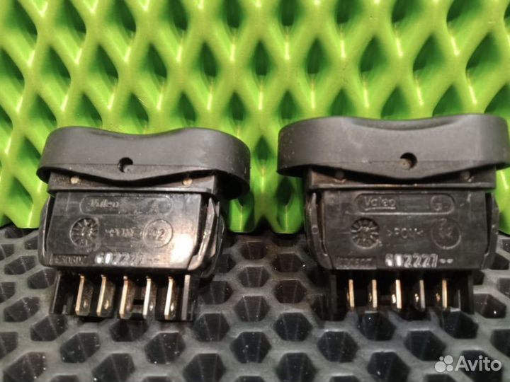 Кнопка стеклоподъемника Renault Logan, Sandero