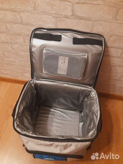 Термоэлектрическая сумка-холодильник