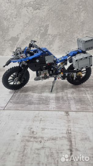 Lego technic мотоцикл