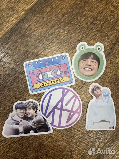 Стикеры stray kids