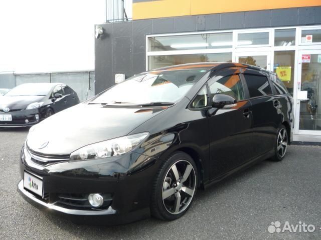 Toyota Wish 1.8 CVT, 2012, 71 000 км