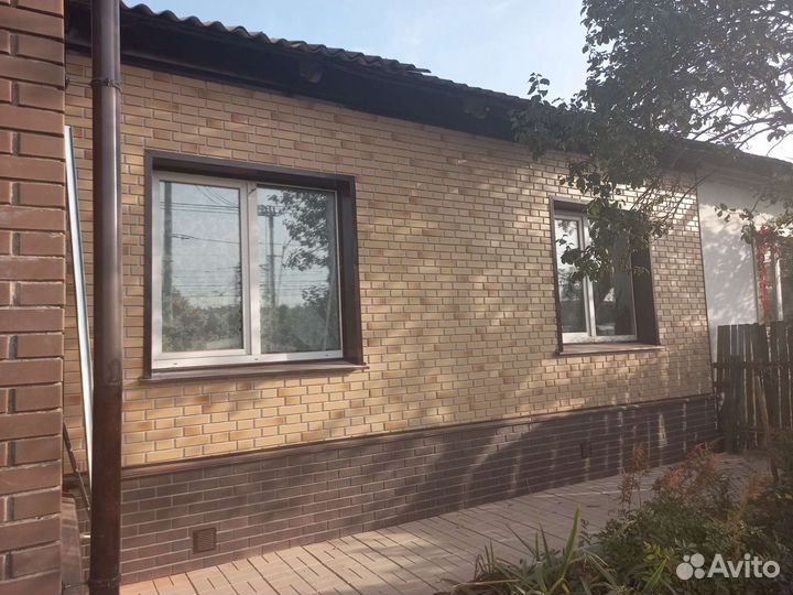 Бригада плотников строителей