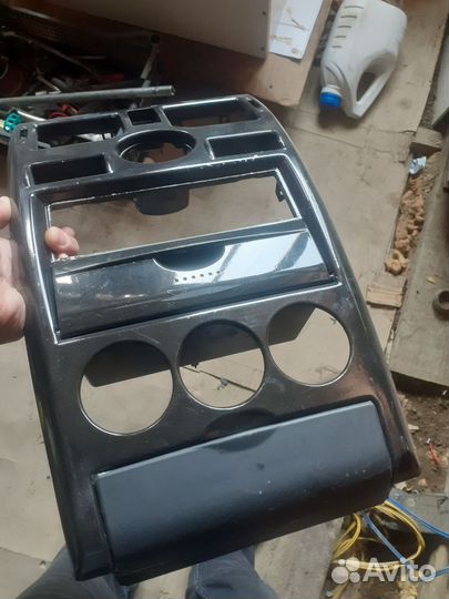 Консоль на priora 1
