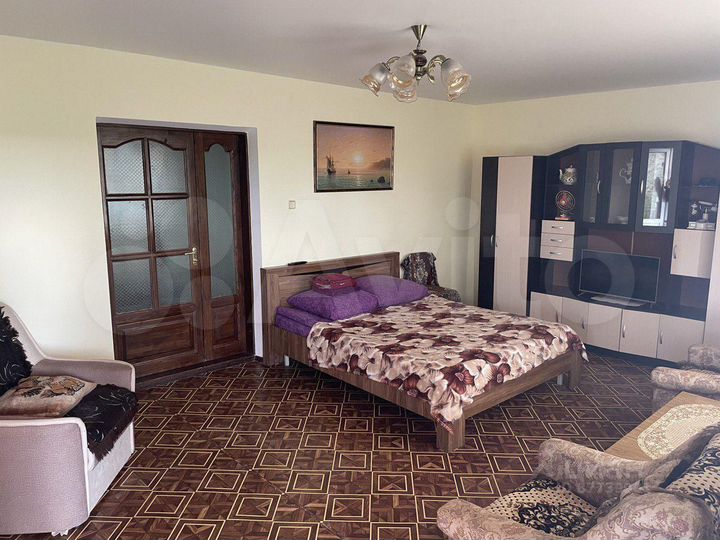 Дом 300 м² на участке 15 сот.