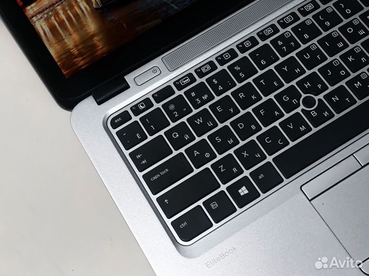 HP EliteBook 820 G3 i5-6300U с SSD и гарантия