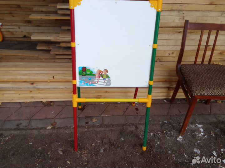 Детская доска, мольберт