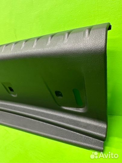 Накладка замка багажника Bmw 118I F20 N13B16 2015