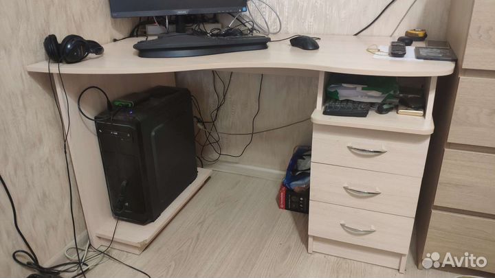Компьютерный стол бу