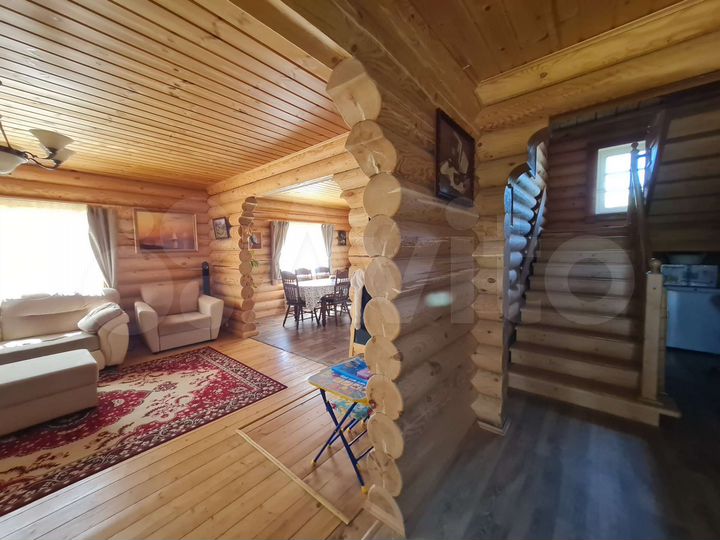 Дом 189 м² на участке 15 сот.