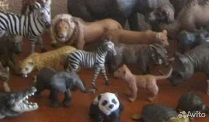 Коллекция игрушечных фигурок животных. 1980-2010г