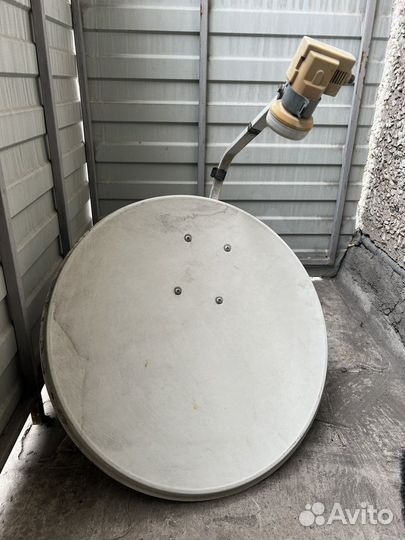 Антенна спутниковая