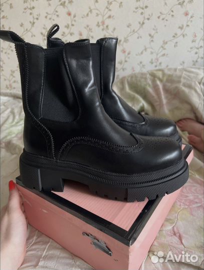 Челси Emi look
