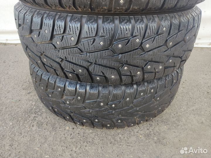 Yokohama Ice Guard Stud IG35 185/70 R14