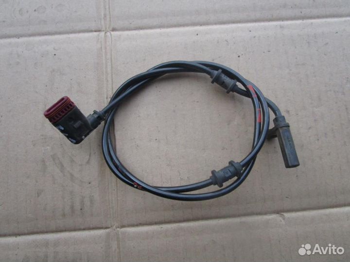 Датчик ABS w203 C-class