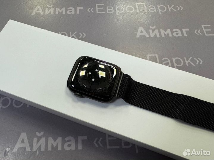 Apple Watch Series 6 44mm Space Gray