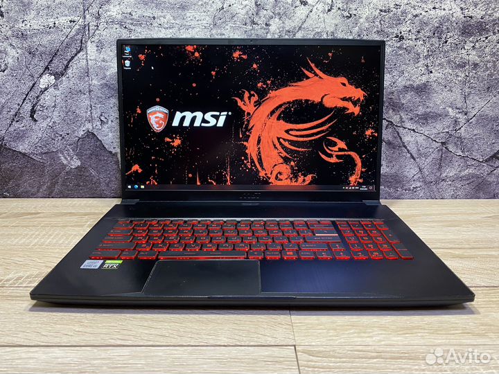 Игровой ноутбук msi 17.3 RTX 3050