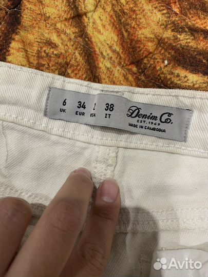 Шорты белые